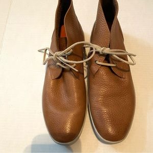 Cole Hahn Nike Air buttery brown faux  leather boots   SZ  11.5 M